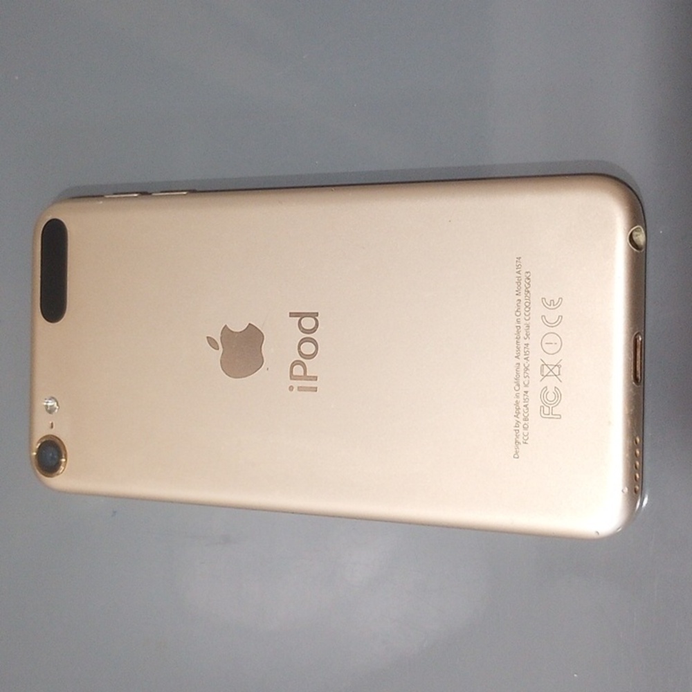 iPod Touch 6th Gen (16 GB, Good Condition, Model Number A1574)